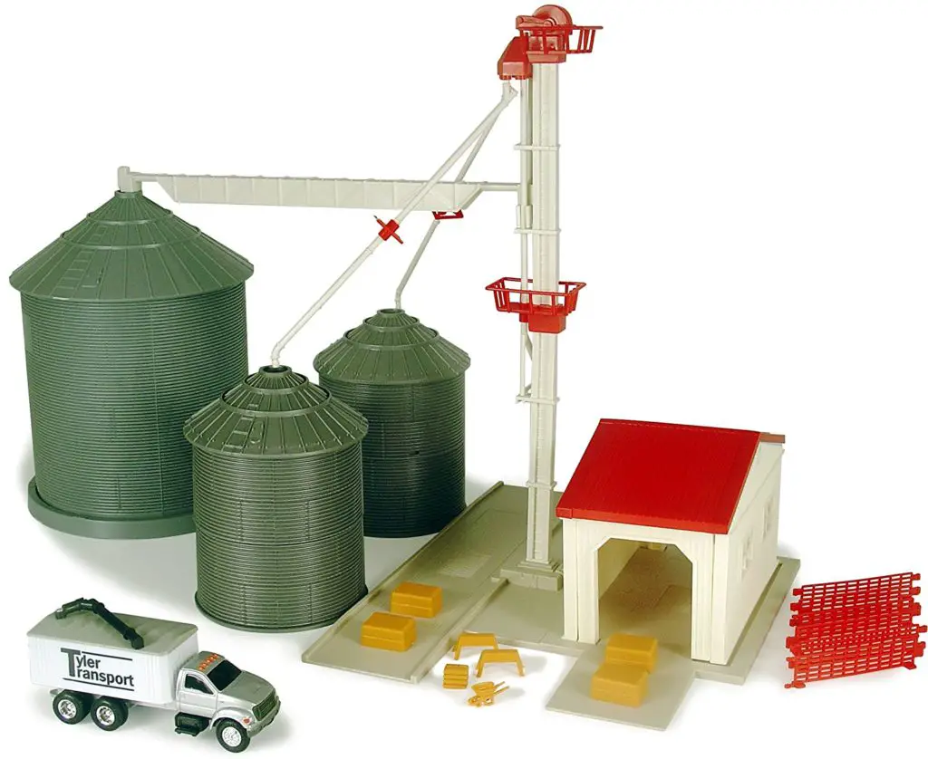 ertl farm country feed set